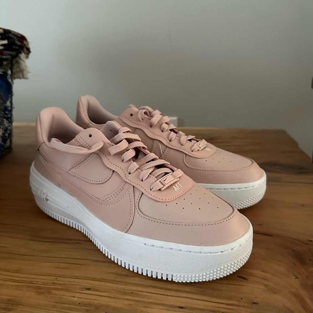 Nike Women's Blush Sneakers